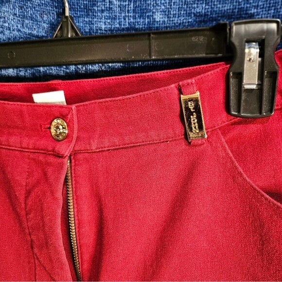 St. John Red Pants Casual Trousers Women 10 Gold Hardware - Picture 2 of 8